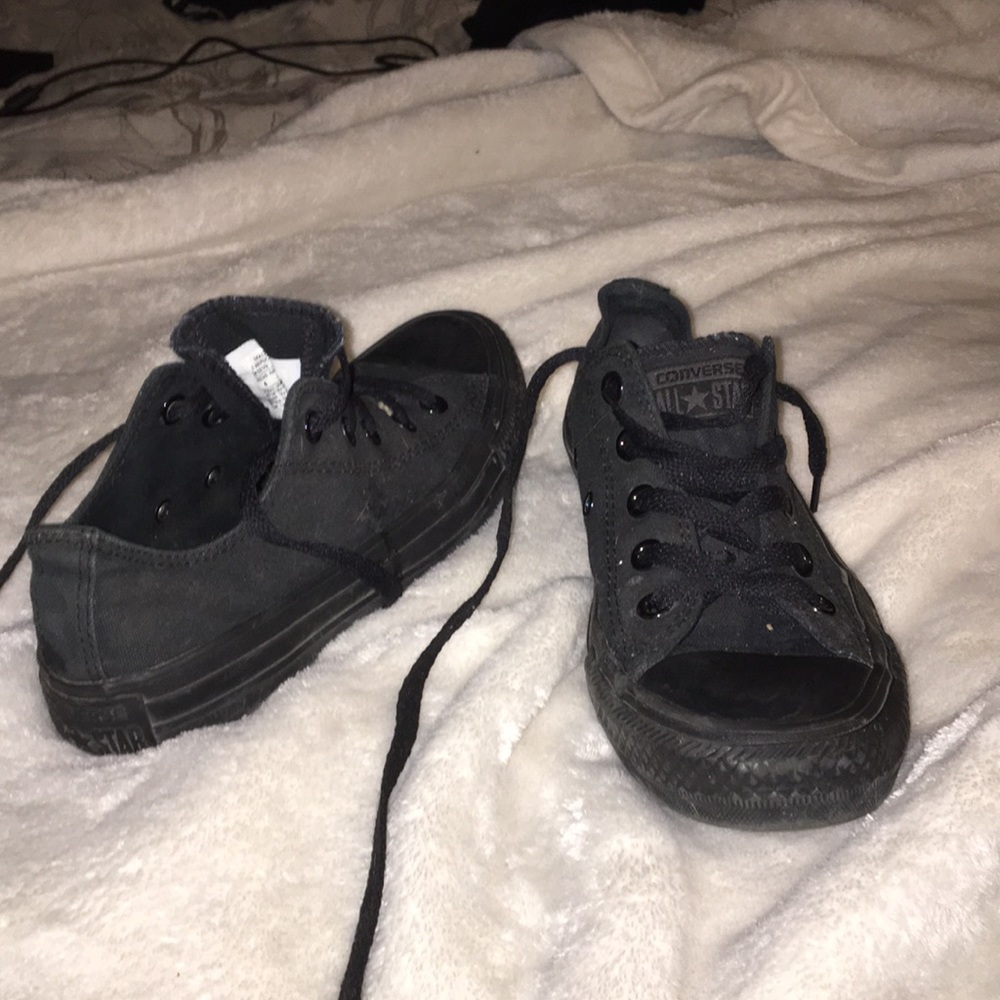 all black CONVERSE low tops